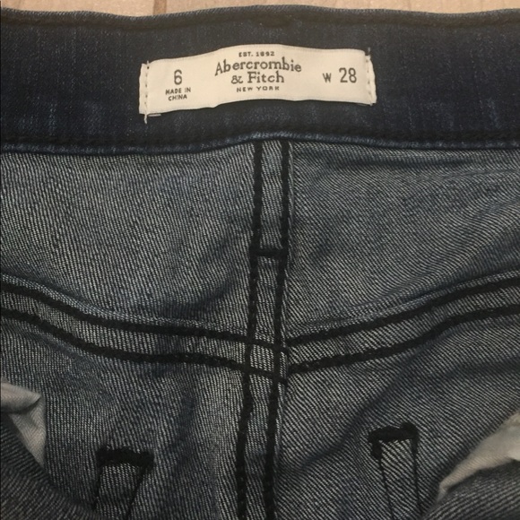 SOLd Abercrombie & Fitch Jean Shorts - Picture 3 of 4